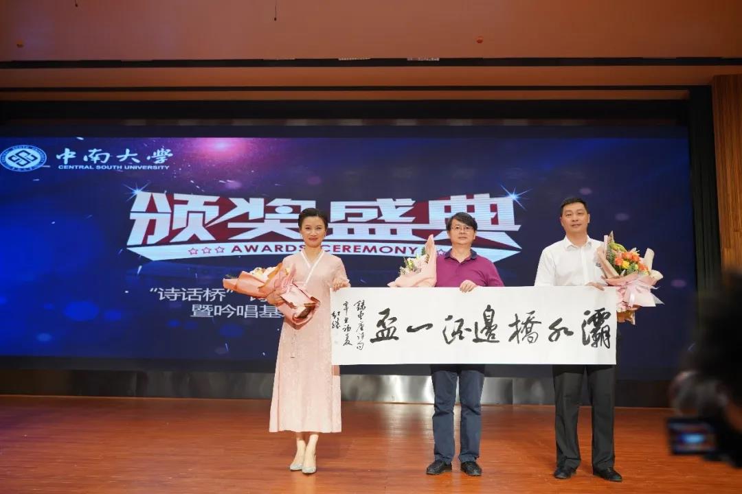 60a395b689721.jpg 60a395b689721.jpg