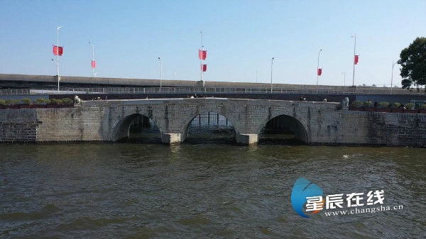 6031d4ae274ae.jpg 诗话桥丨黄瑾迟:民生忧乐总关情——岳阳三眼桥考察纪实