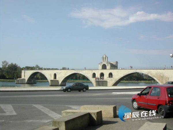 诗话桥 | 杨雨:旅法日记之阿维尼翁教皇宫及阿维尼翁断桥 诗话桥 | 杨雨:旅法日记之阿维尼翁教皇宫及阿维尼翁断桥